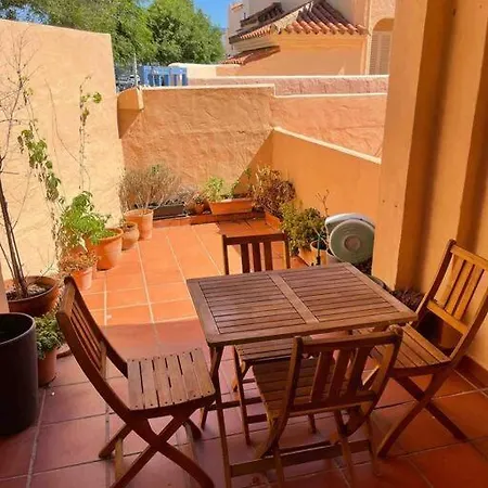 Front House In Lances *